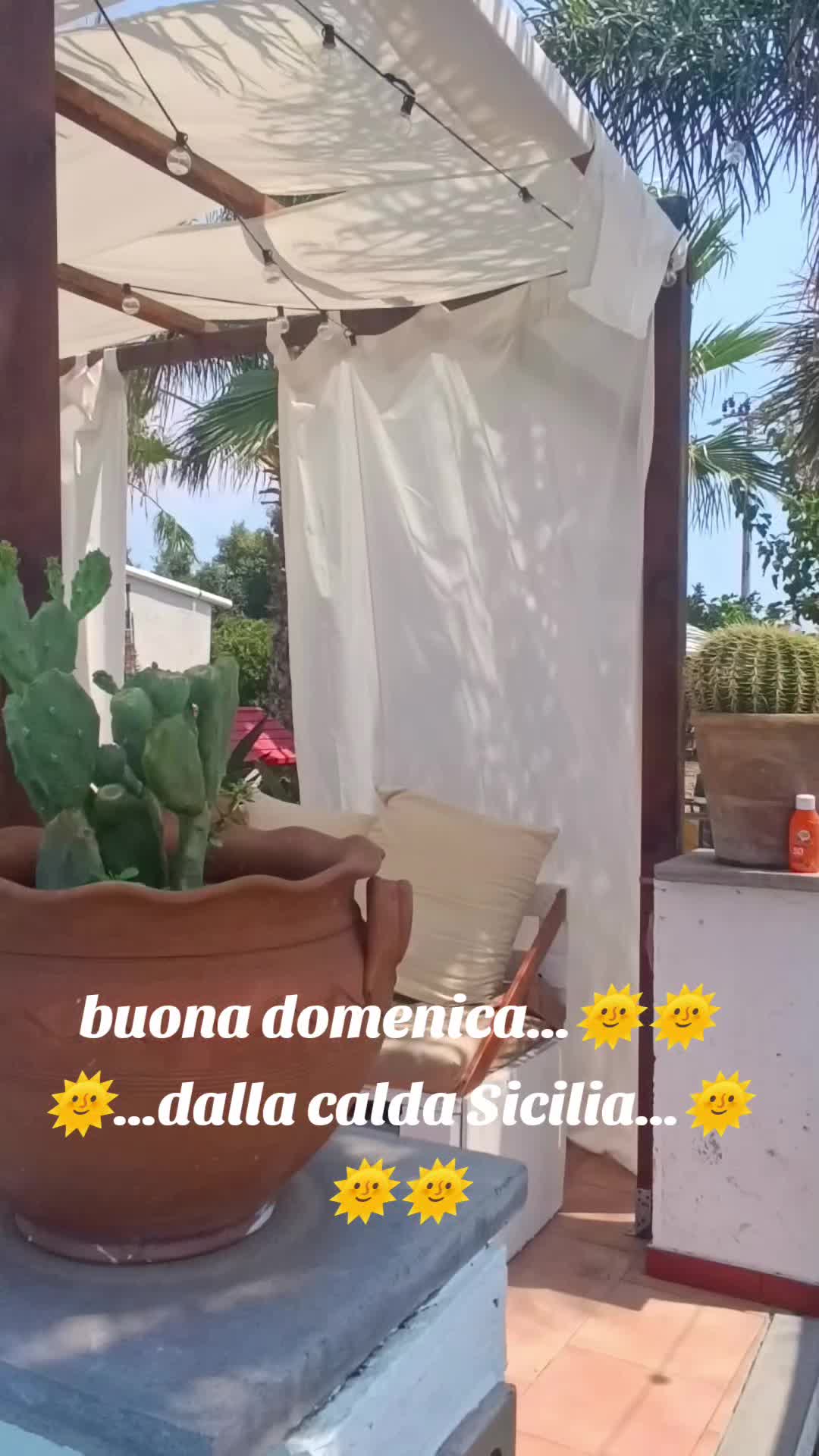 @AnnettaAnnetta