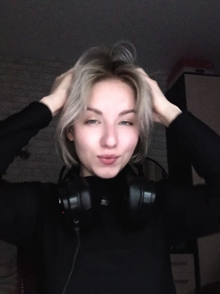 @𝙳𝚊𝚛𝚒𝙳𝚎𝚜𝚑𝚔𝚊 🤍