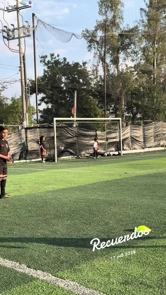 @Los Macías