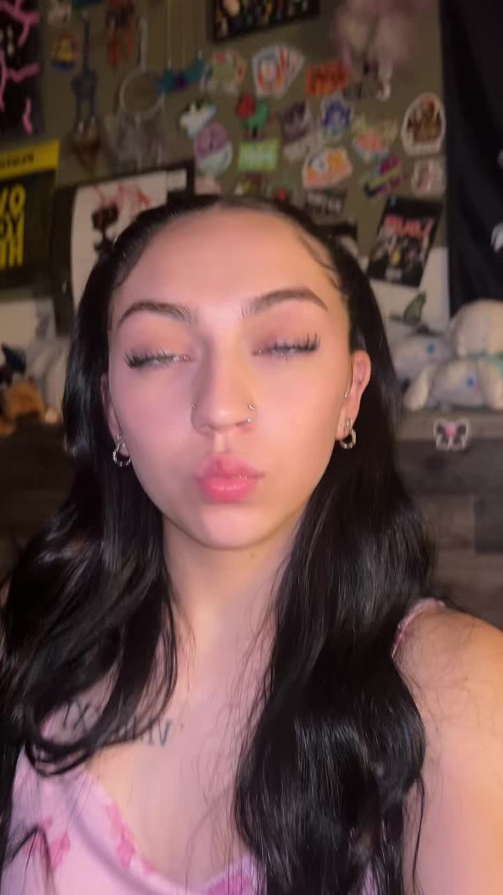 @*+^🦋^+*