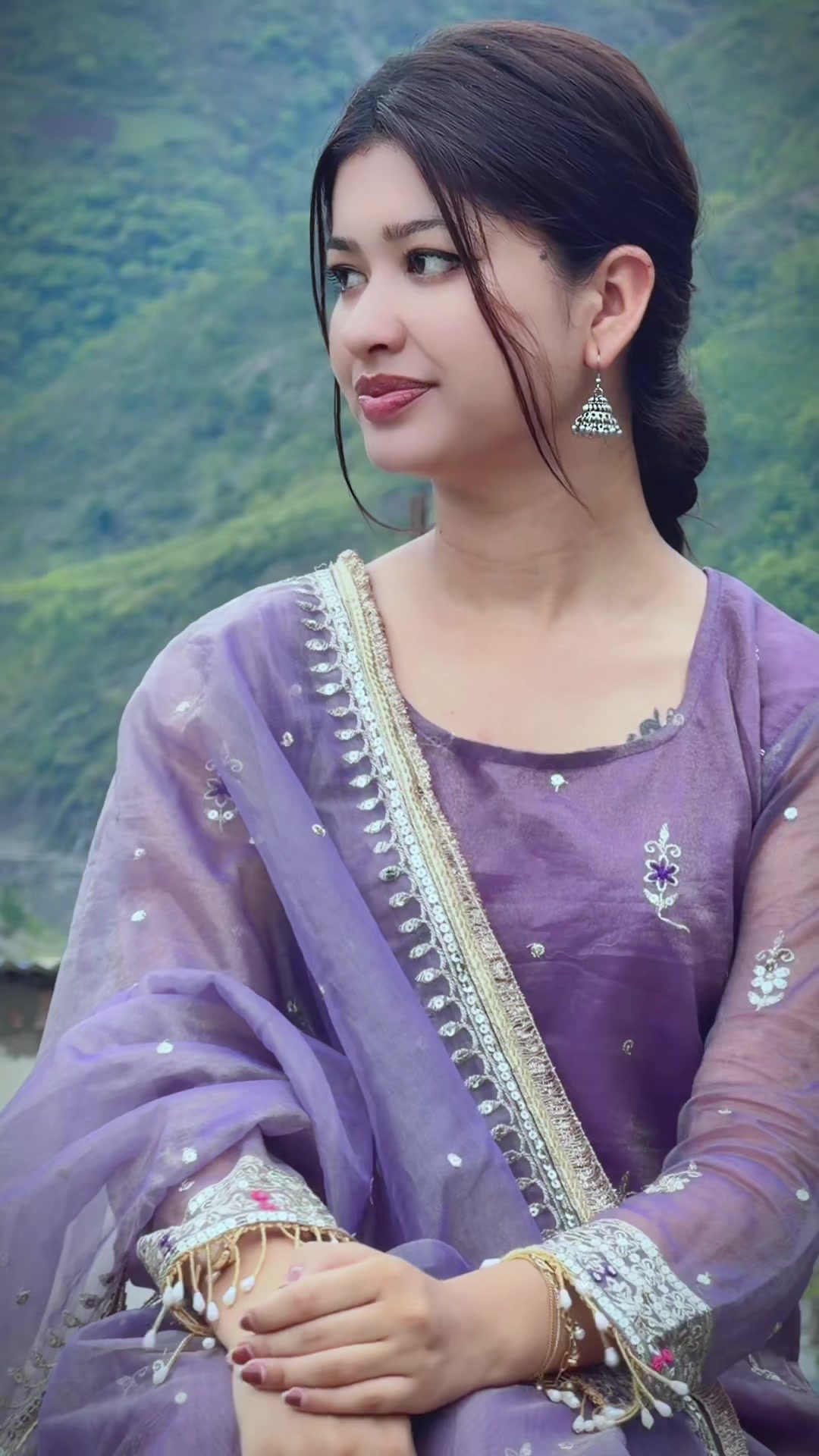@Dipa shahi 🕊️