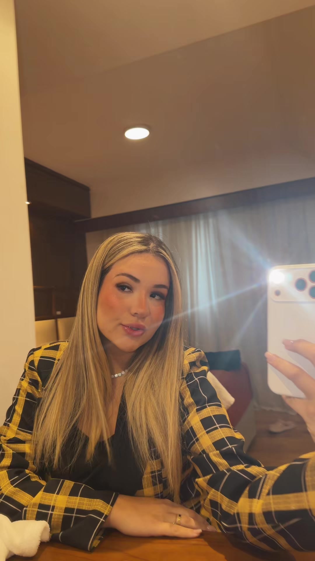 @Layslla