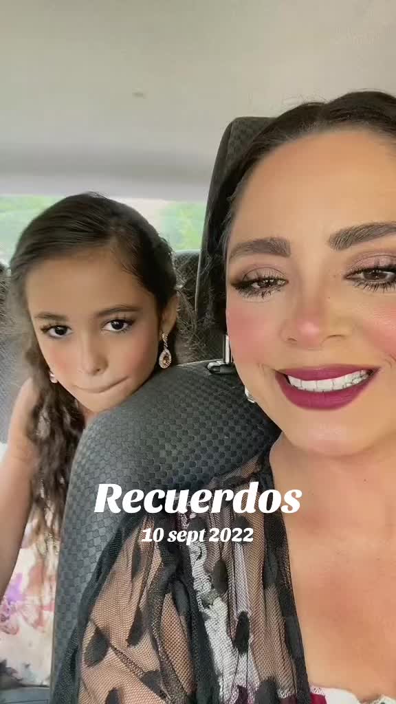 @Azucena Zarate