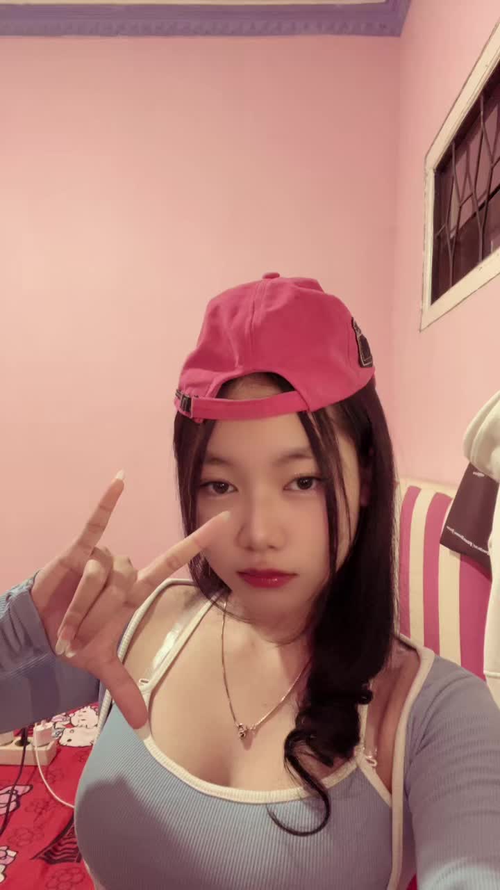 @𝔞 𝔠 𝔥 𝔞 𝔞