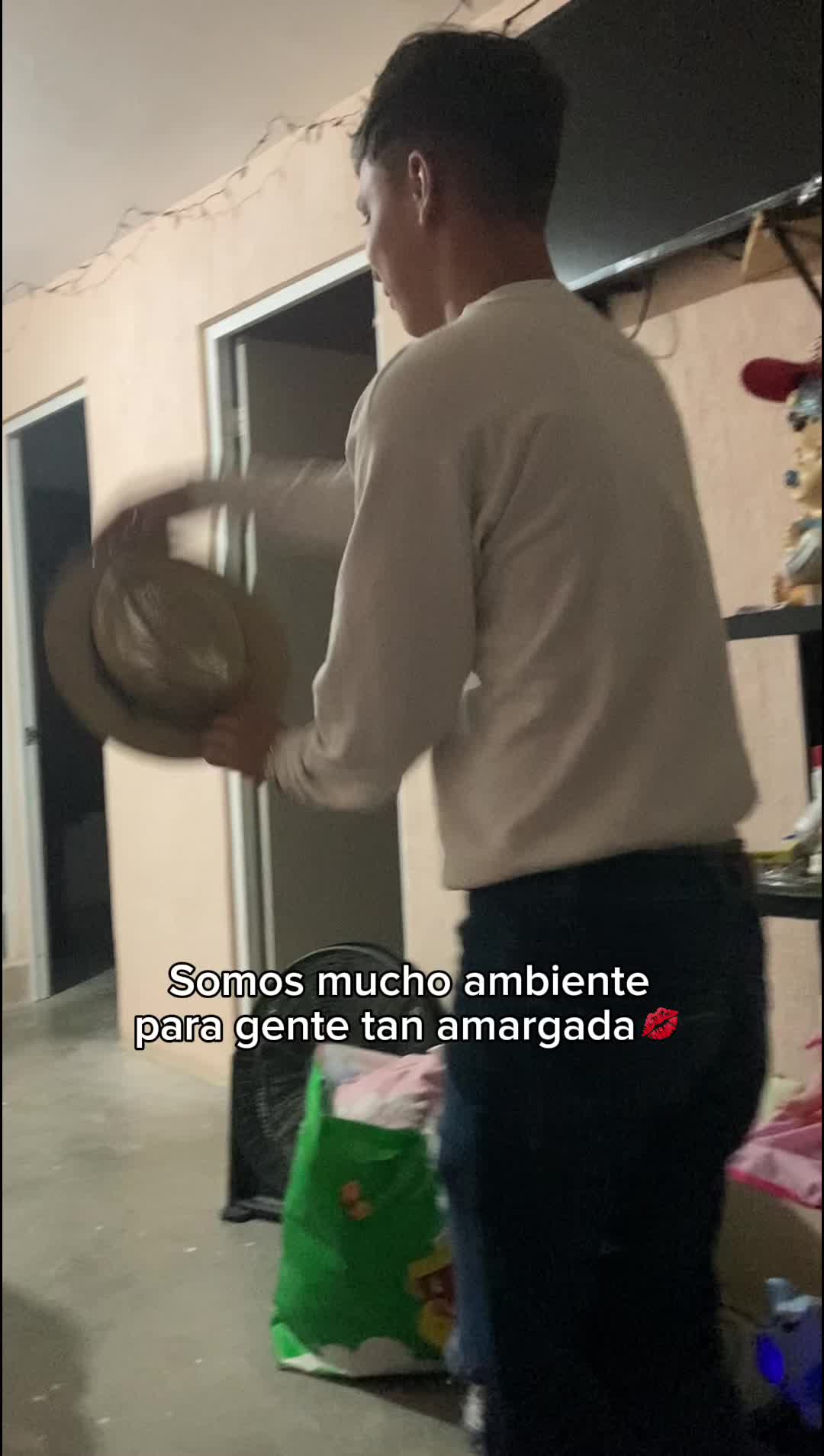 @𝓒𝓪𝓷𝓭𝓮𝓵𝓪𝓼