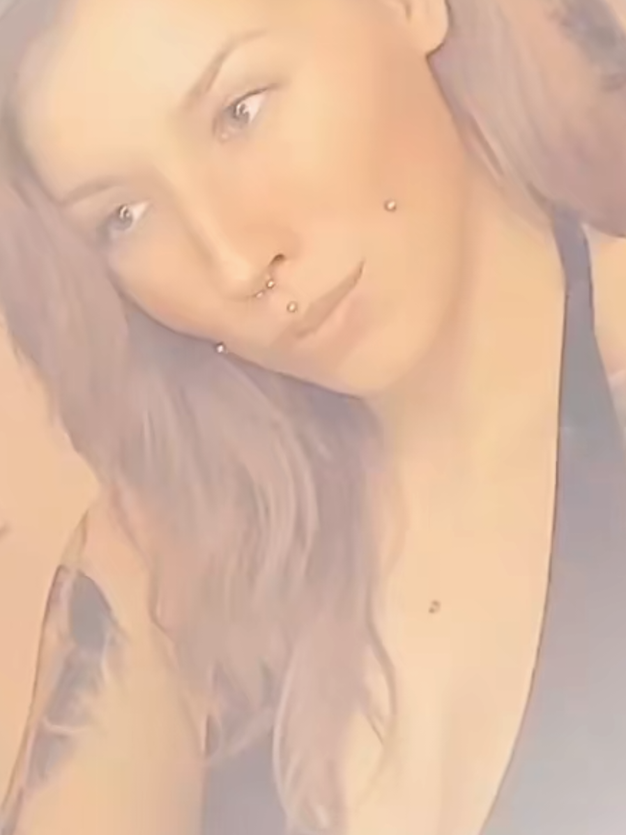 @mewmewmew 😈🩷