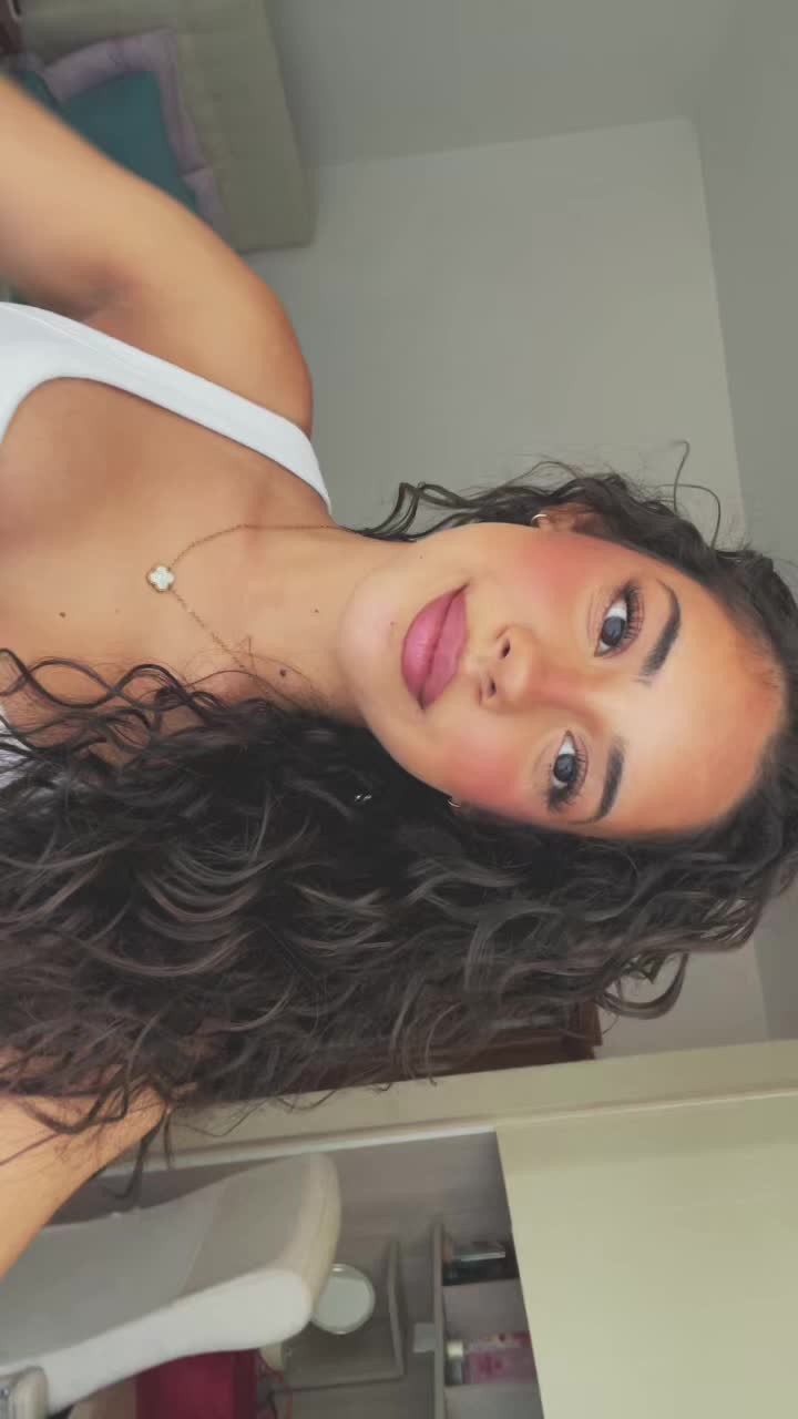 @𝐾𝑎𝑟𝑖𝑛𝑎🍯