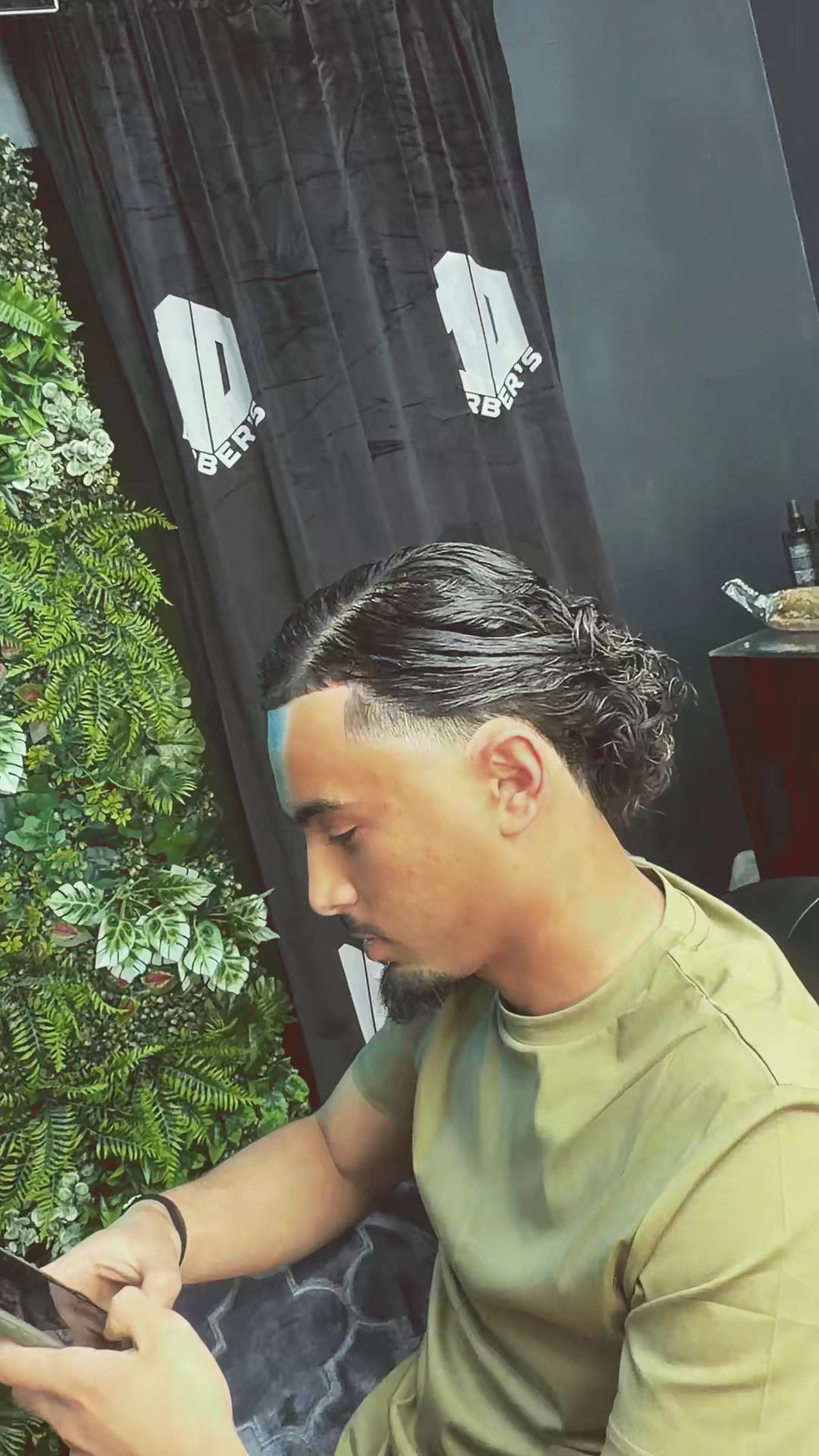 @Barber Cazza