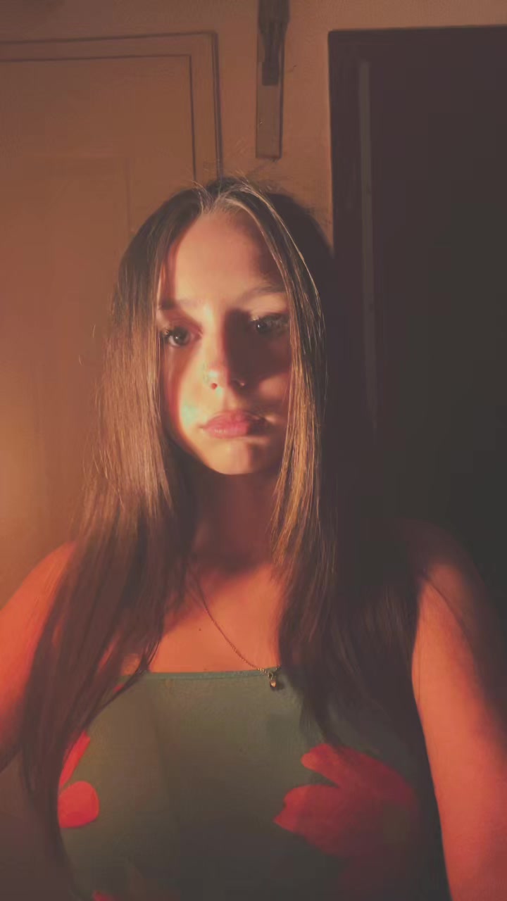 @𝒩