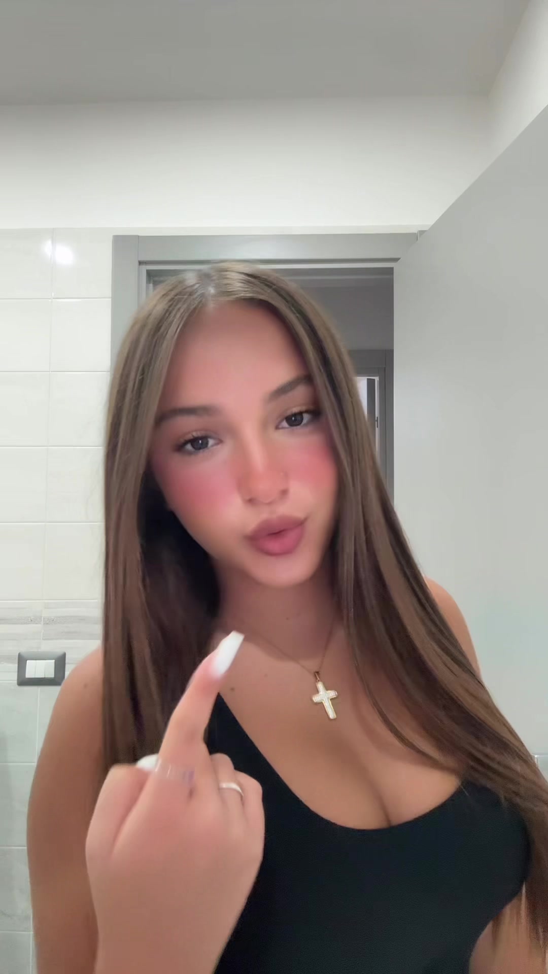 @𝑮