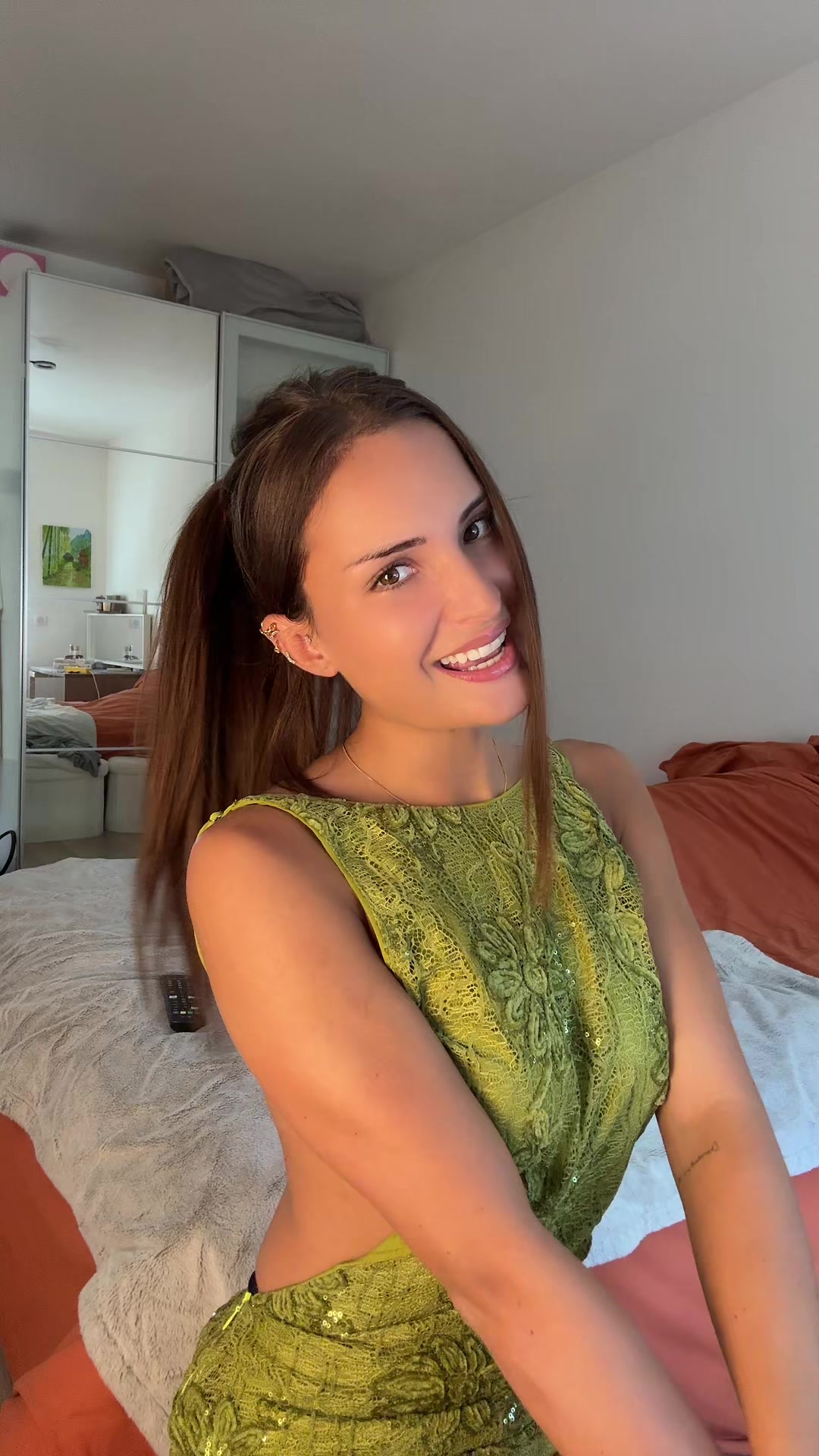 @lauriniy