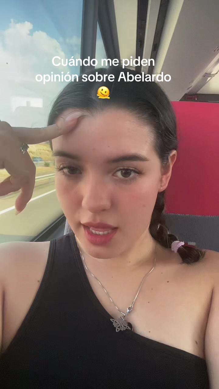 @valentine.actriz