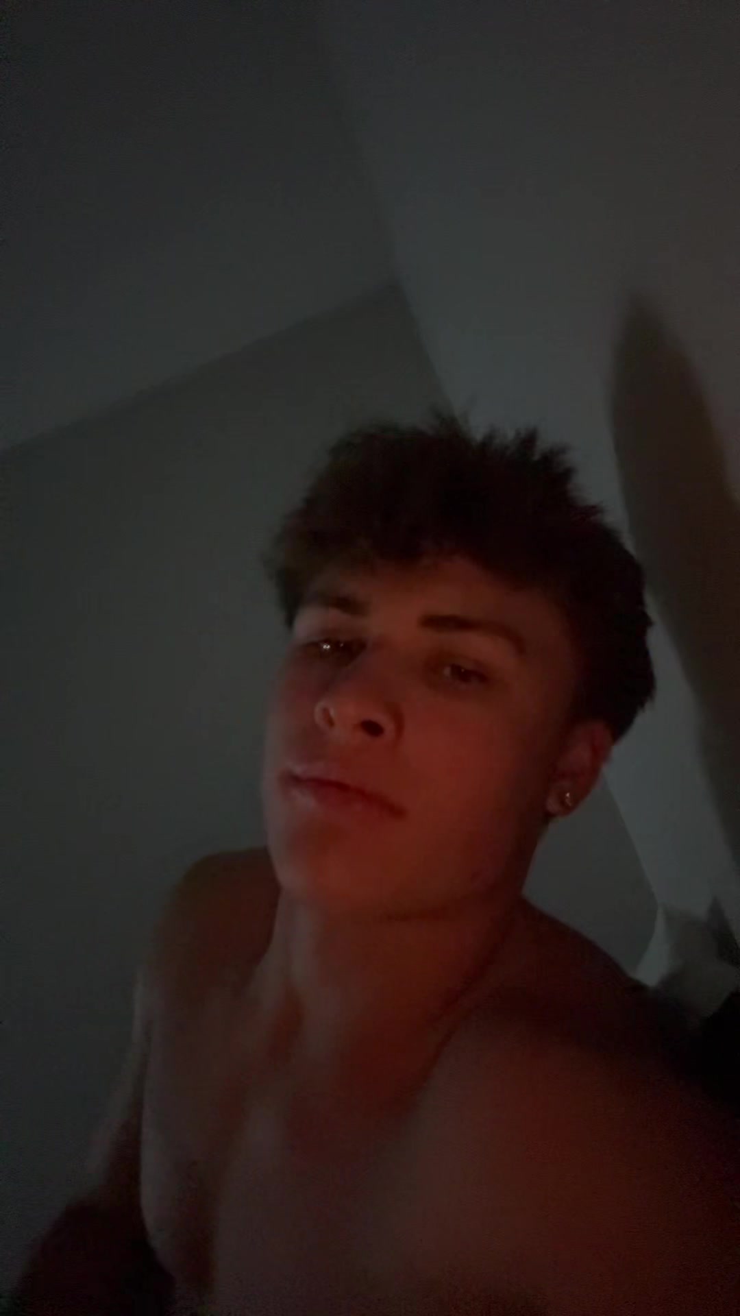 @j