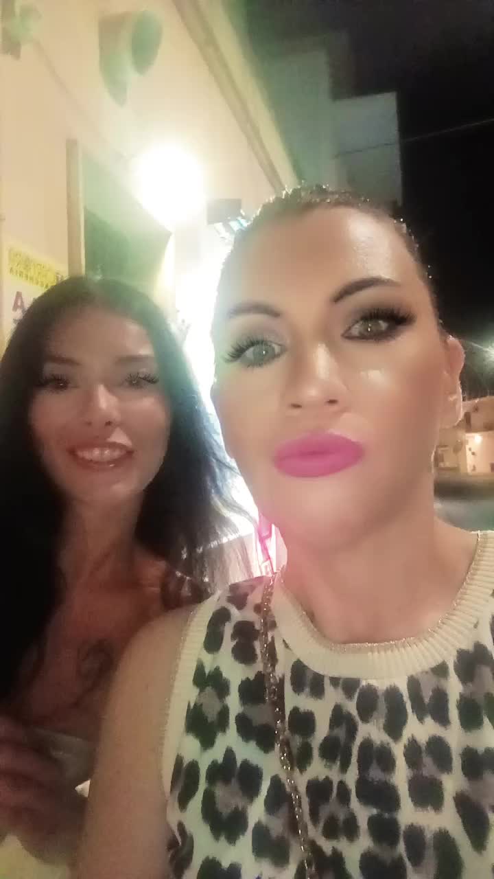@Elisa Perrone