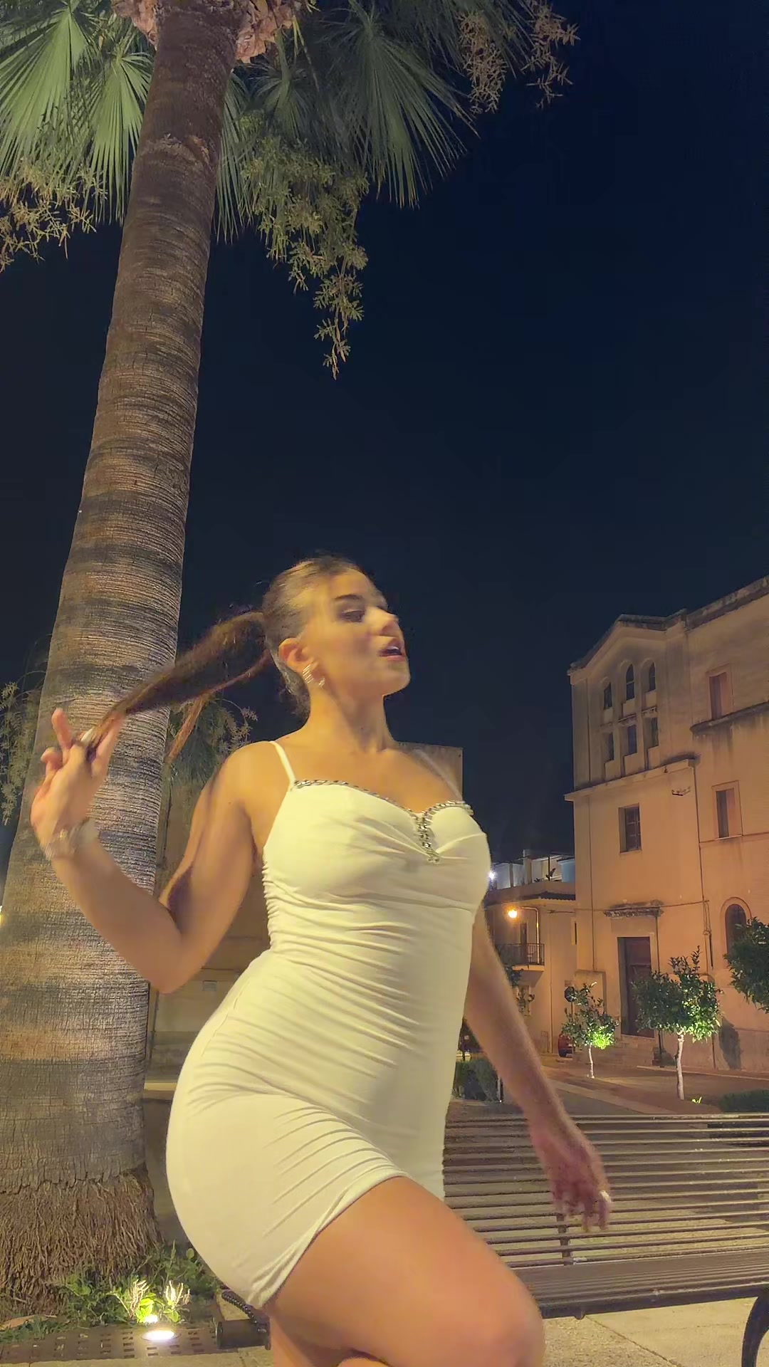 @Lucycoss