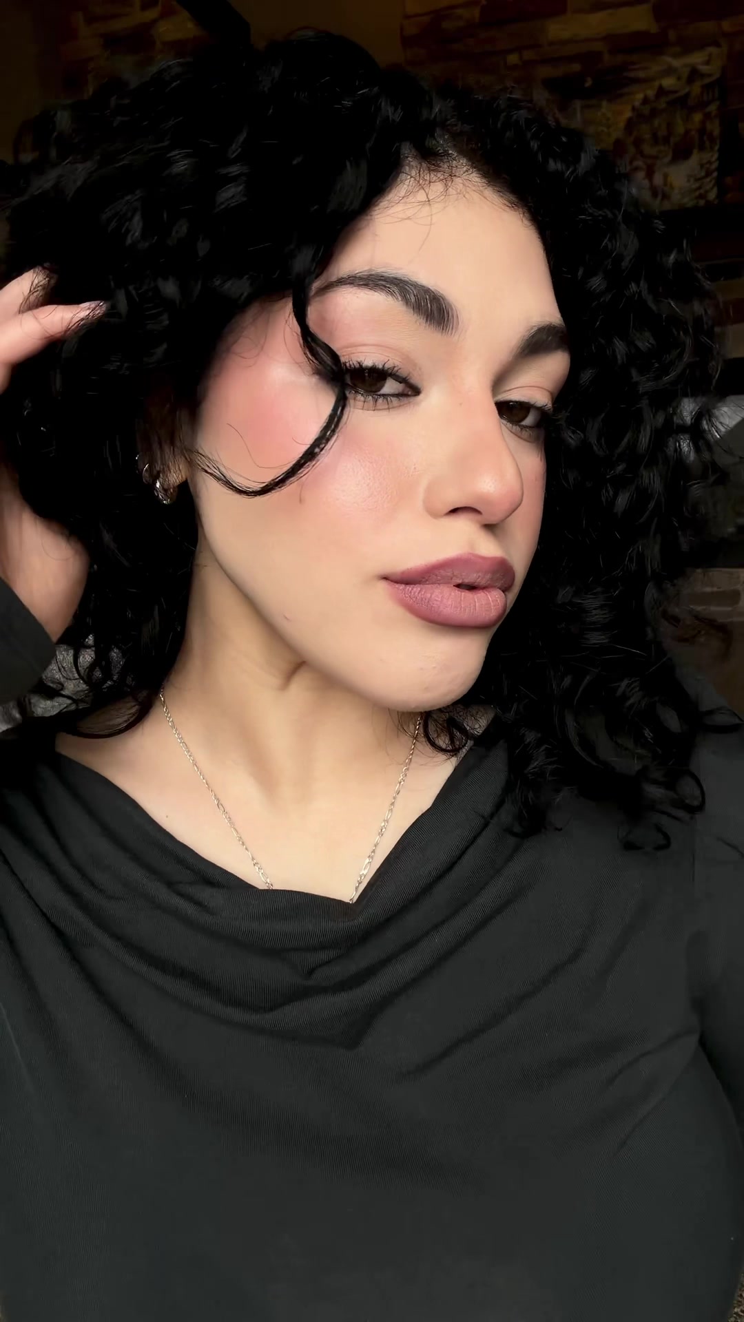 @saylahernandez