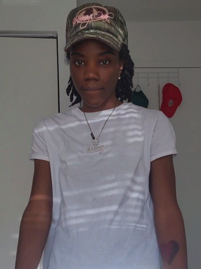 @Starzzy
