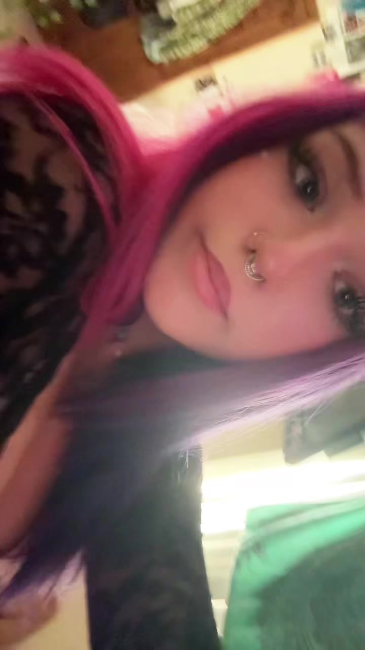 @𝔩𝔦𝔳🦇