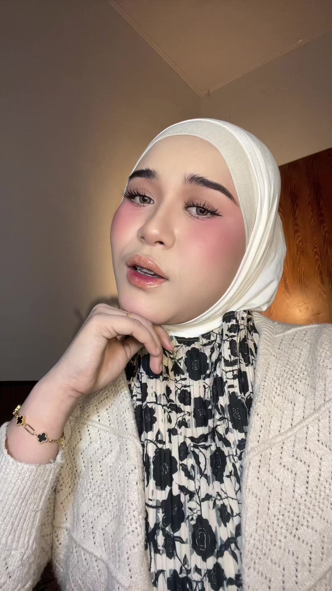 @Faniii˚✿˖°