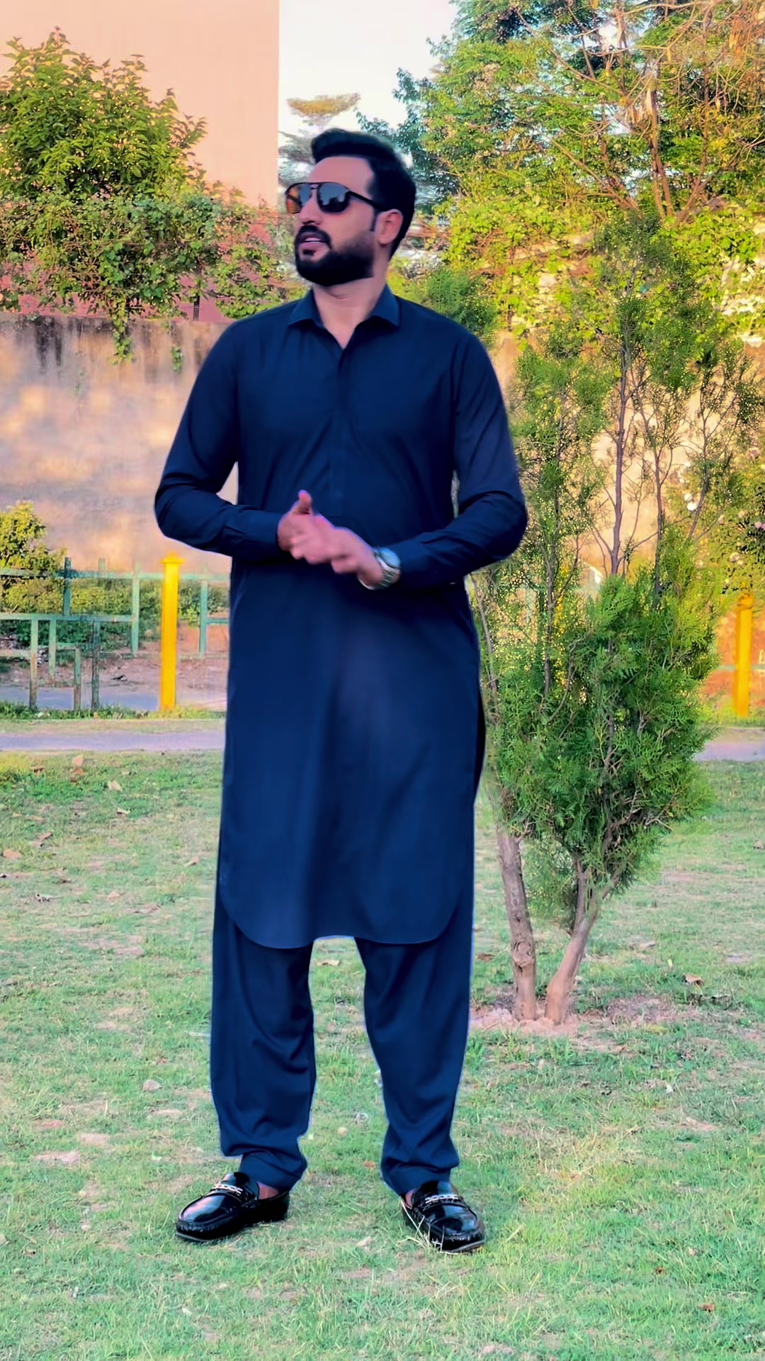 @Taimur