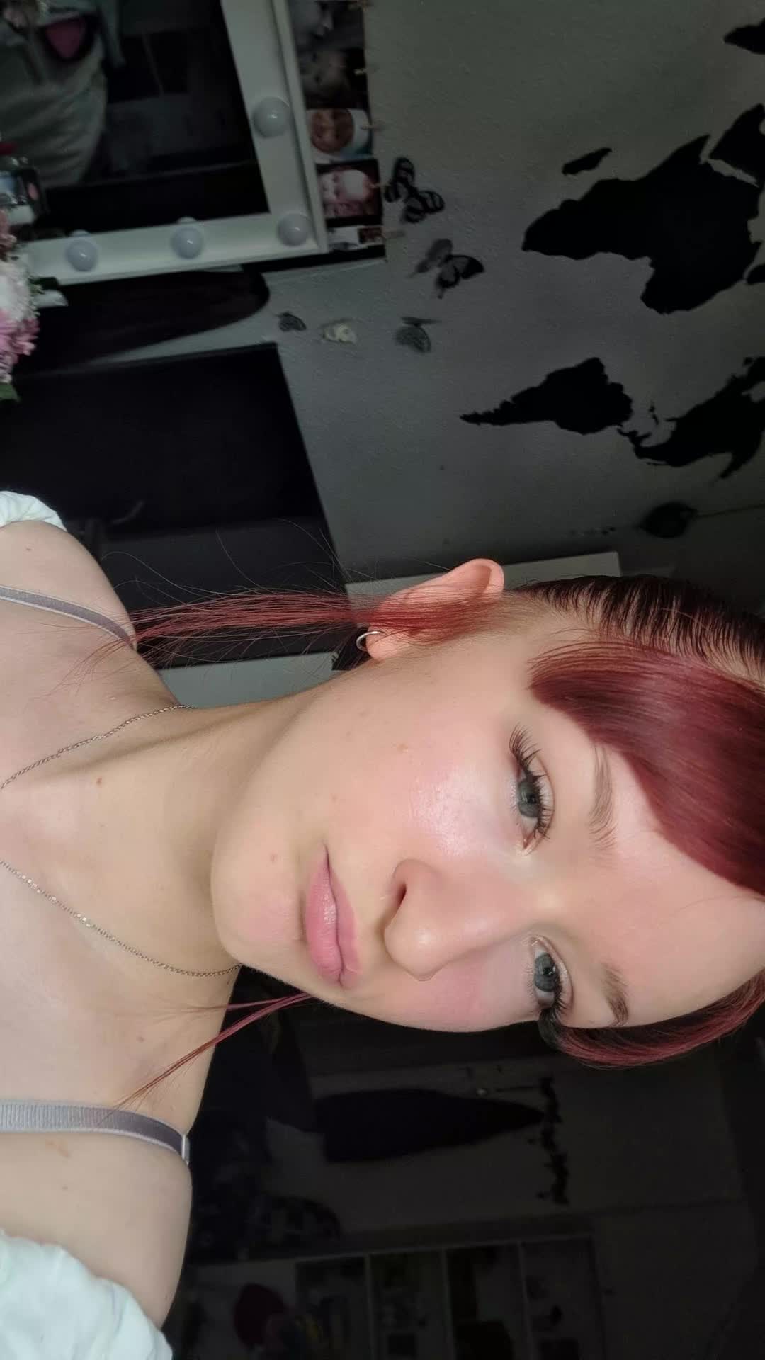 @🦋 𝐸𝑚𝑖𝑙𝑖𝑎 🦋