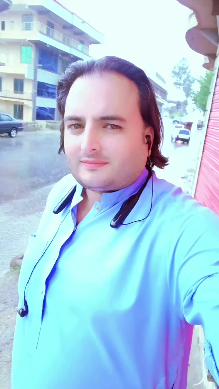 @𝘚𝛄𝗲ď 𝑵𝐚𝗲𝗲൩ 𝘚ḩ𝗲𝙧𝐚ℤᴉ