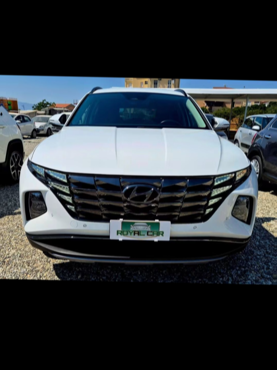 @RoyalCarRC