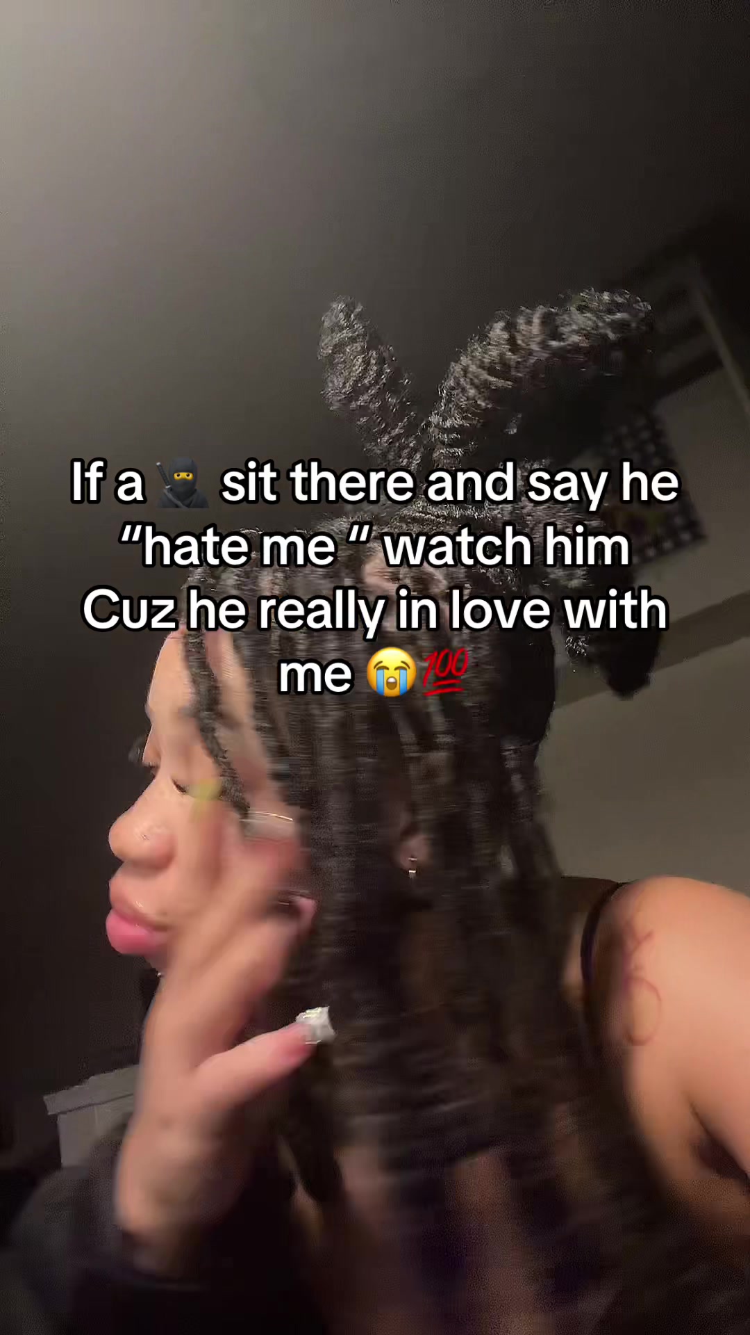 @itsAshuntii