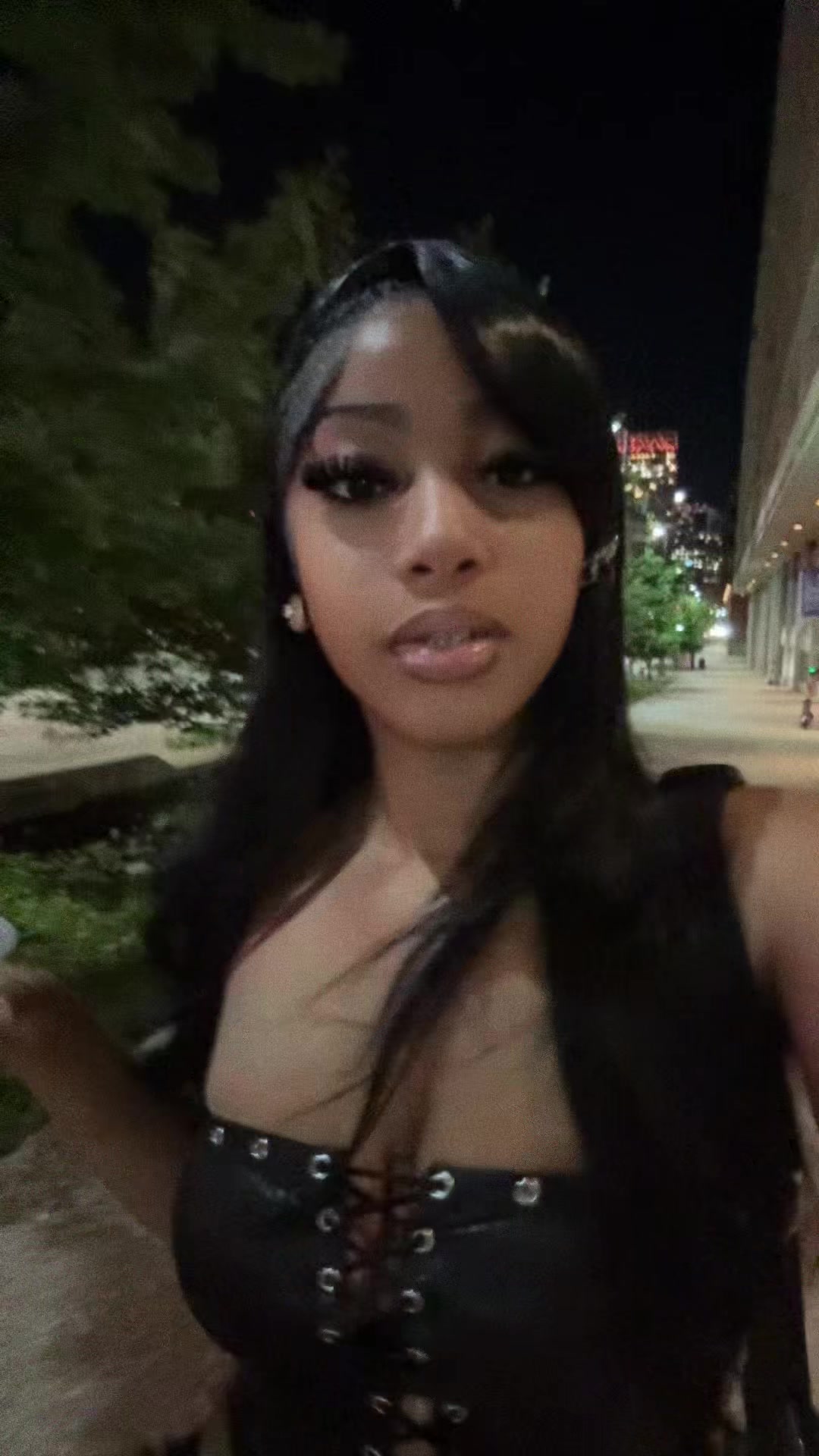 @kenzie barn&egrave;ss