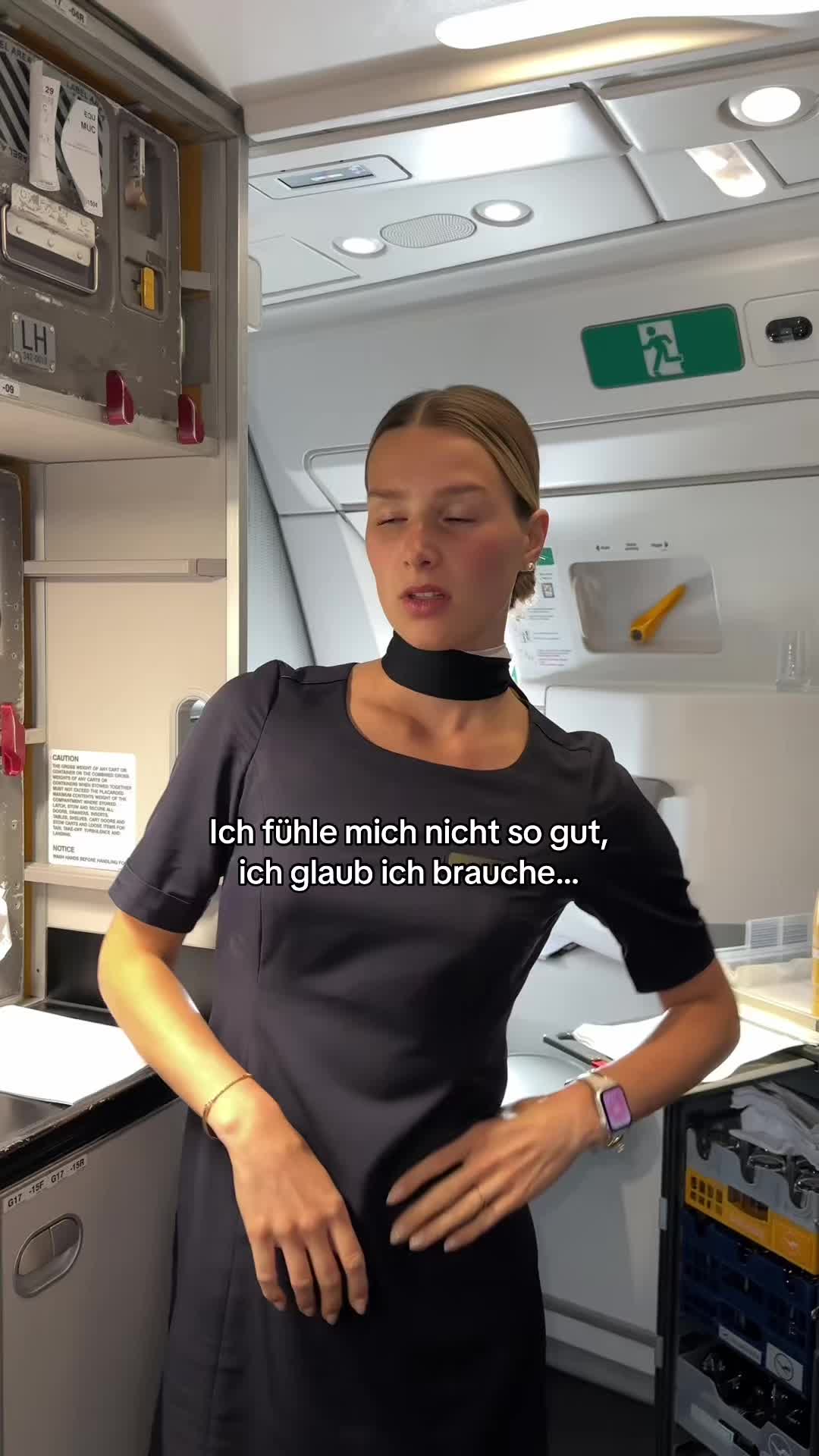 @Lilly | Flight Attendant 💌