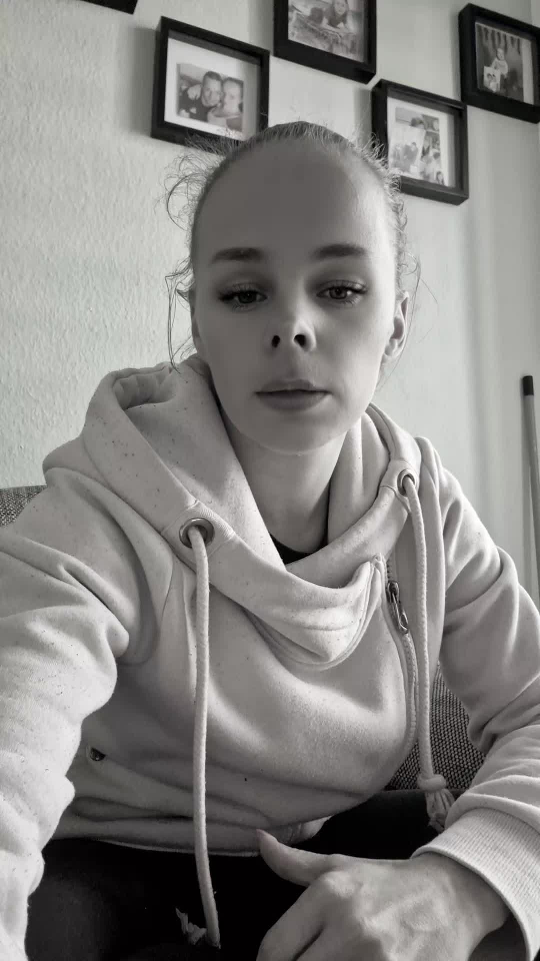 @Engel Maus 🐁 🐁 🐁