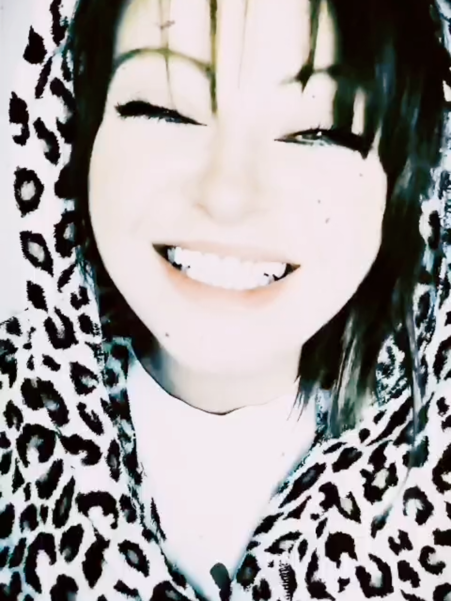 @Flory_๐ธ