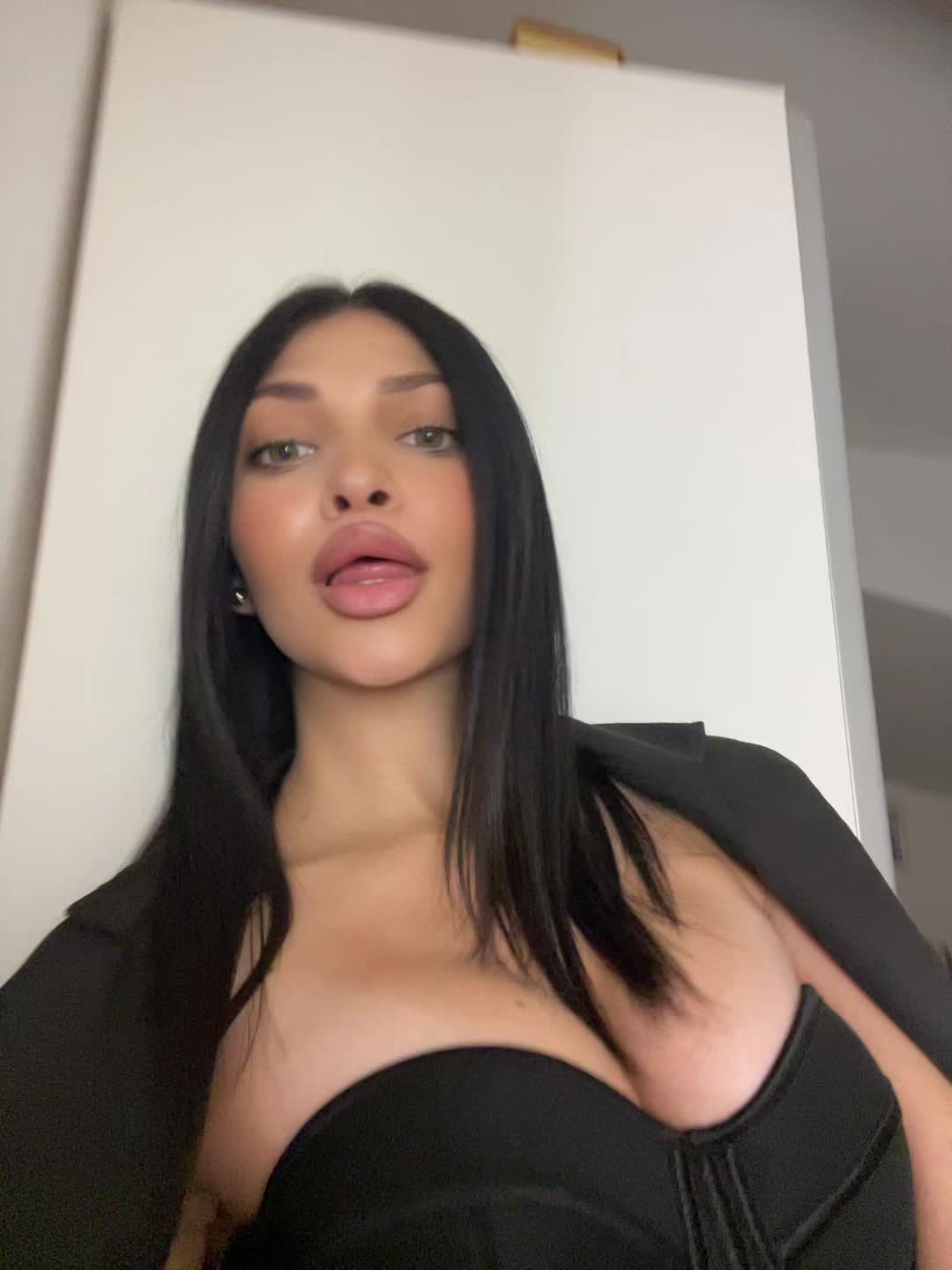 @alessia