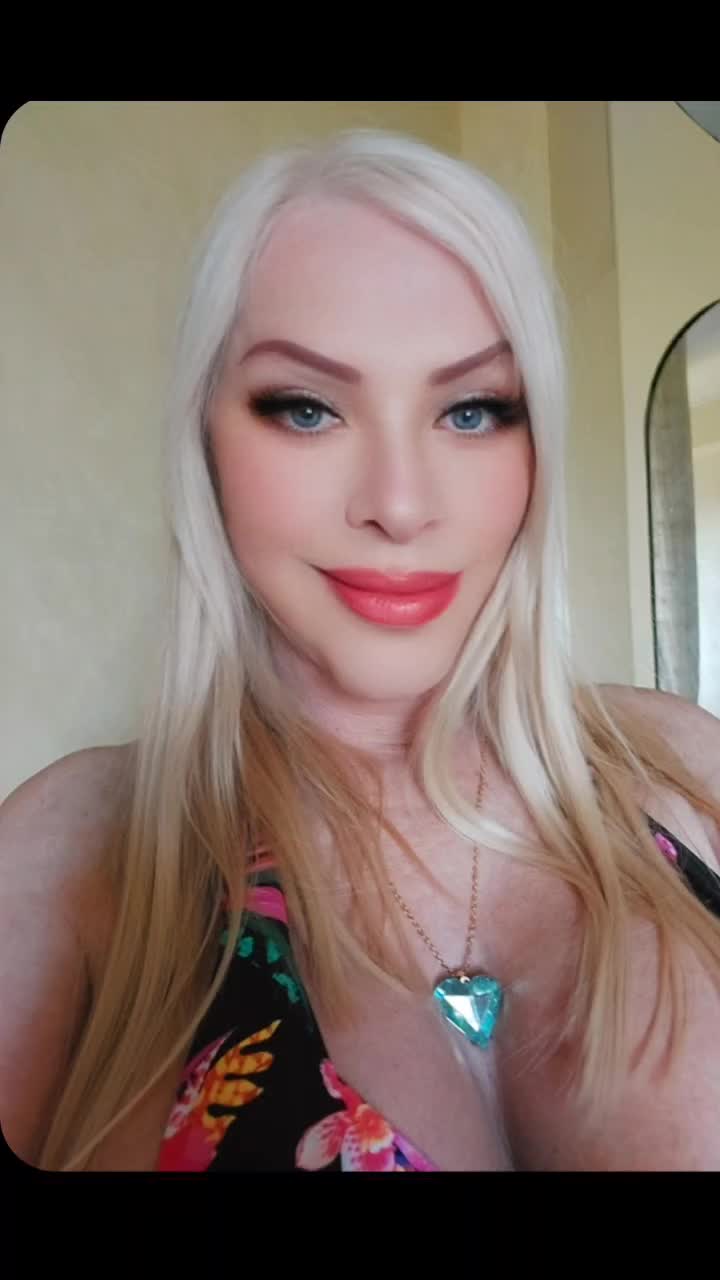@Cicciolina_official