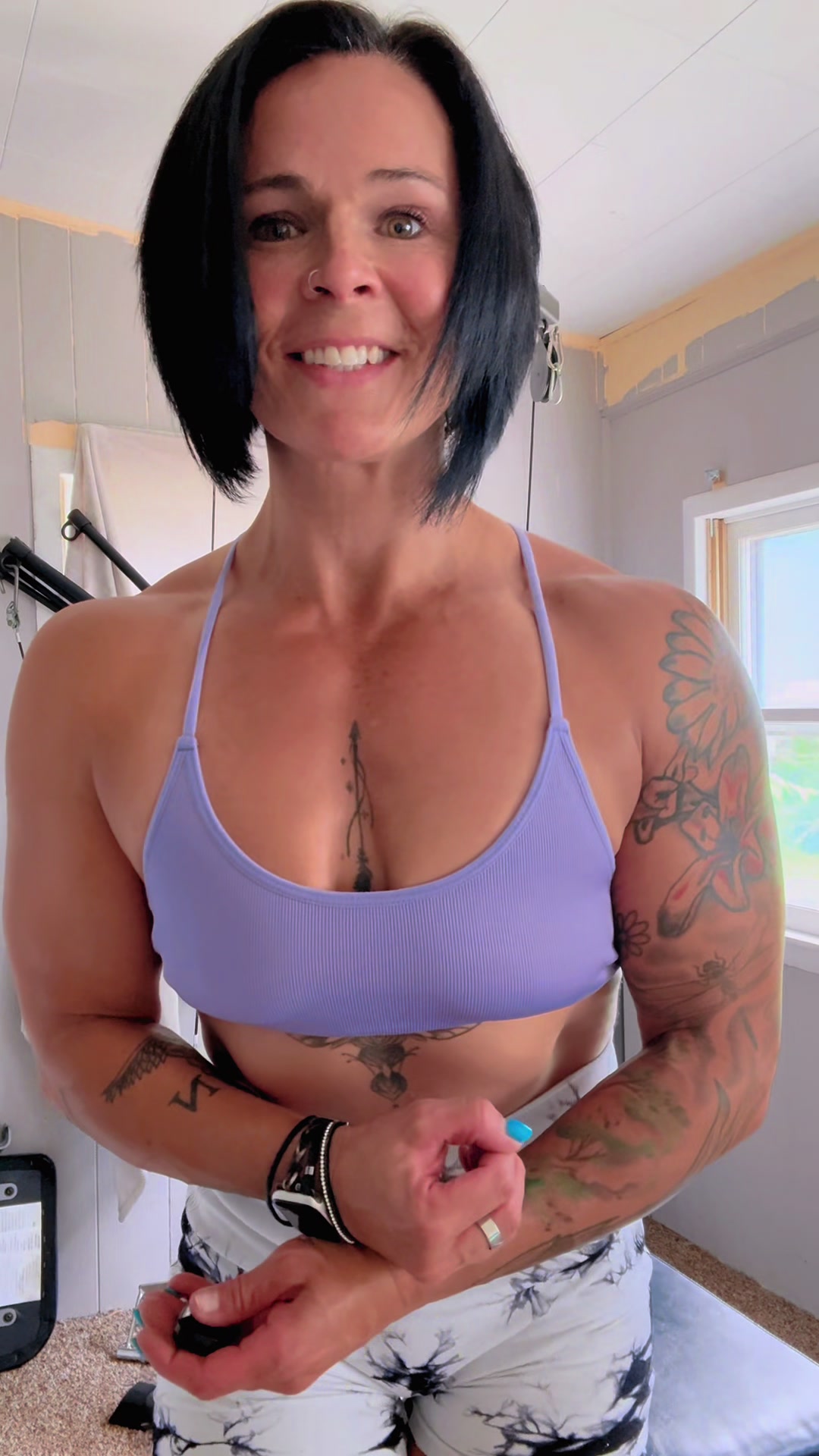 @fitmom_of_4_