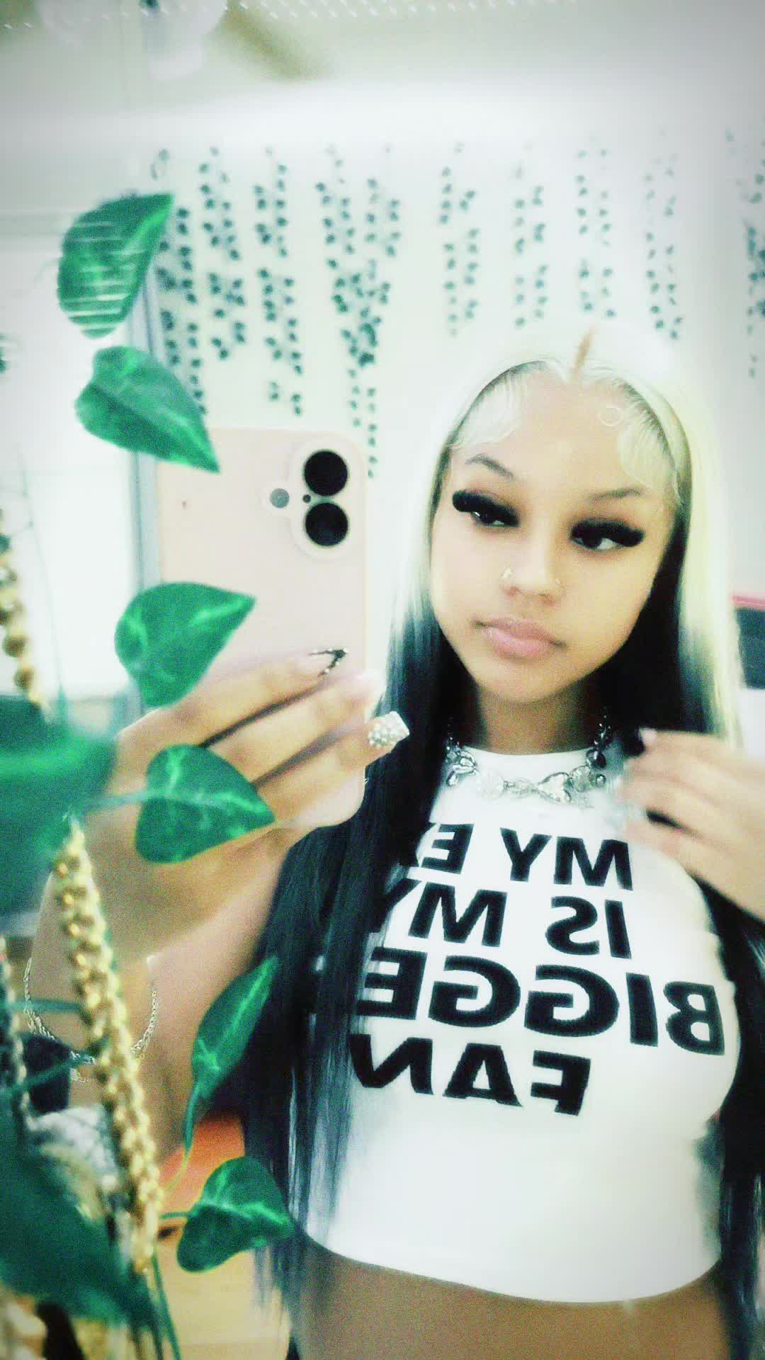 @doll .