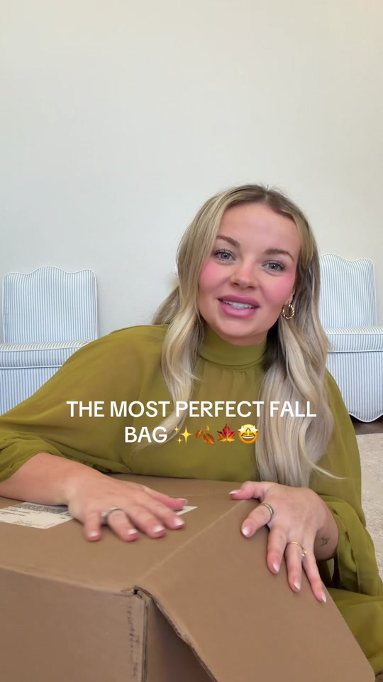 @Olivia May | Mom Style & Hacks