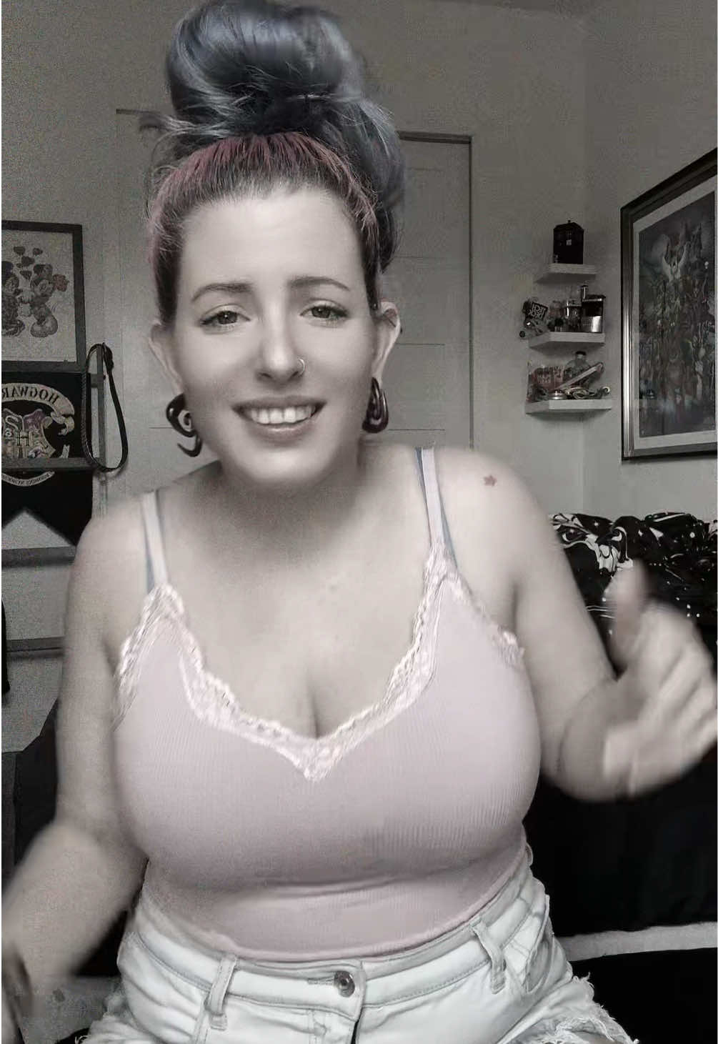 @theycallmeskins