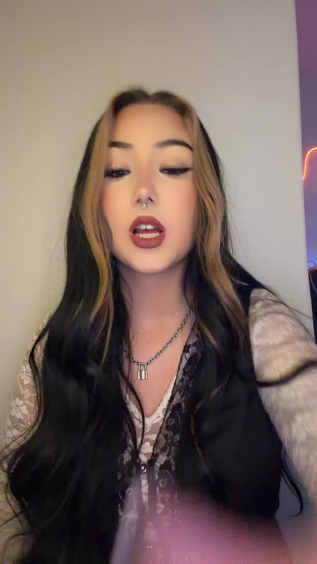 @˖°🦇 ࣪𖤐 sabrina ˖°🦇ִ ࣪𖤐