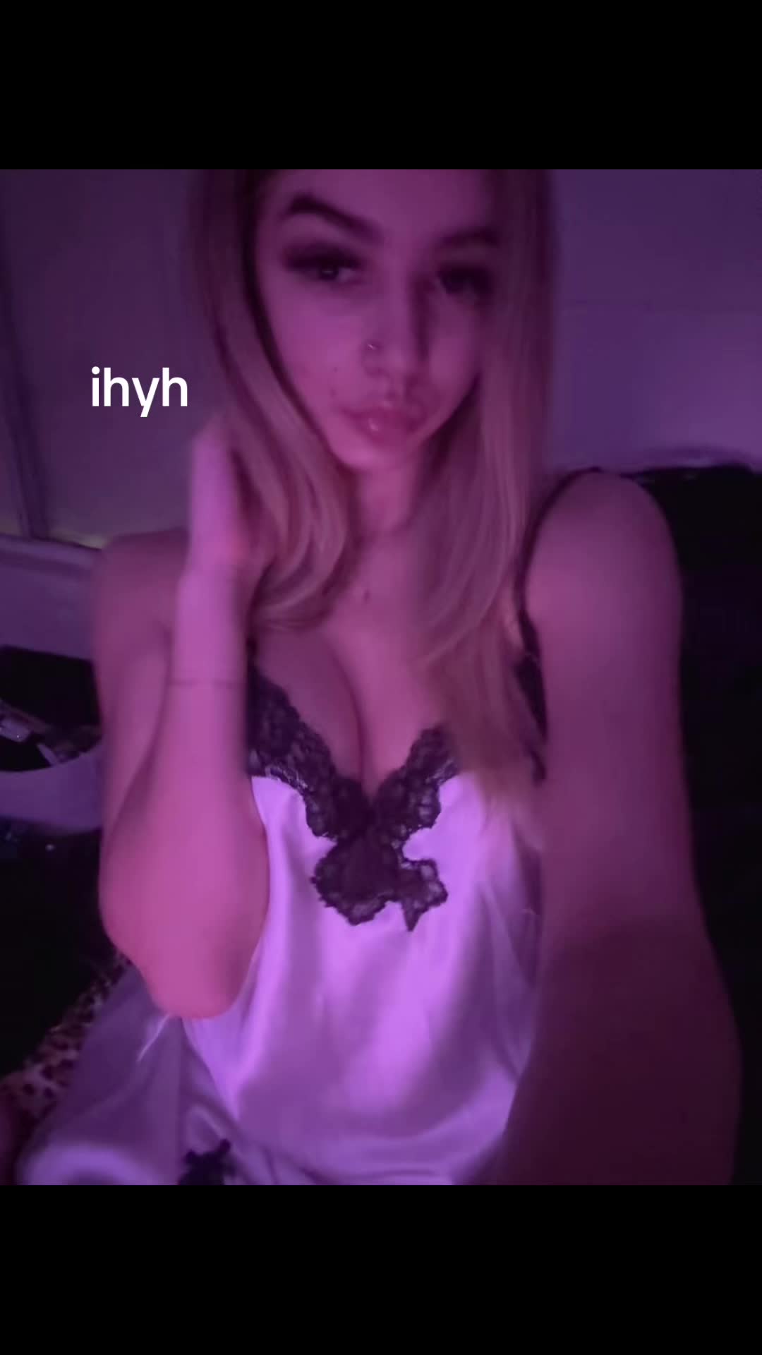 @leiladivisconti