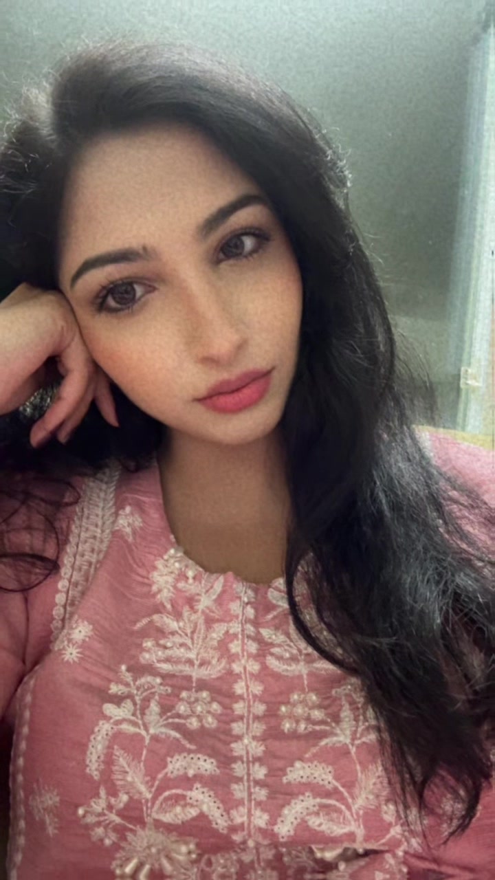 @ادیبہ