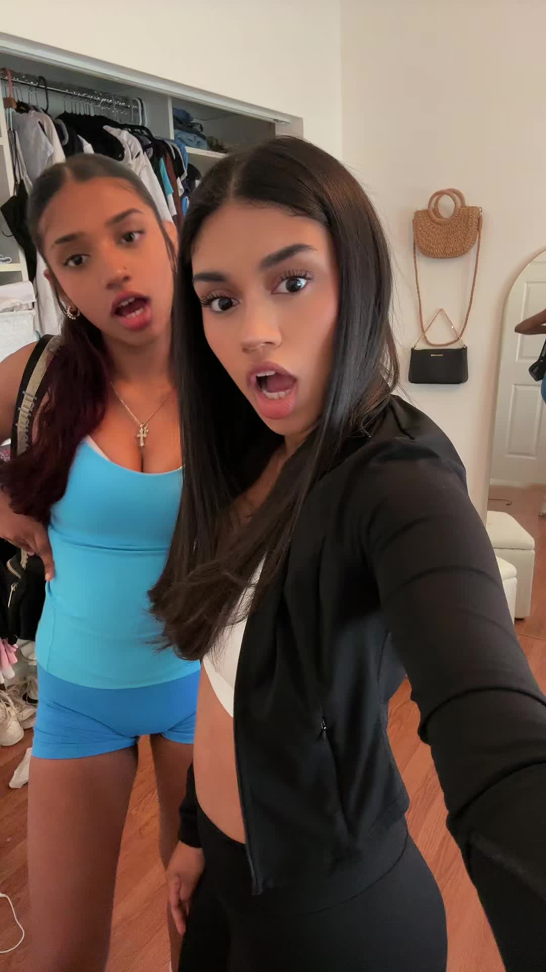 @tooturntathenamaria