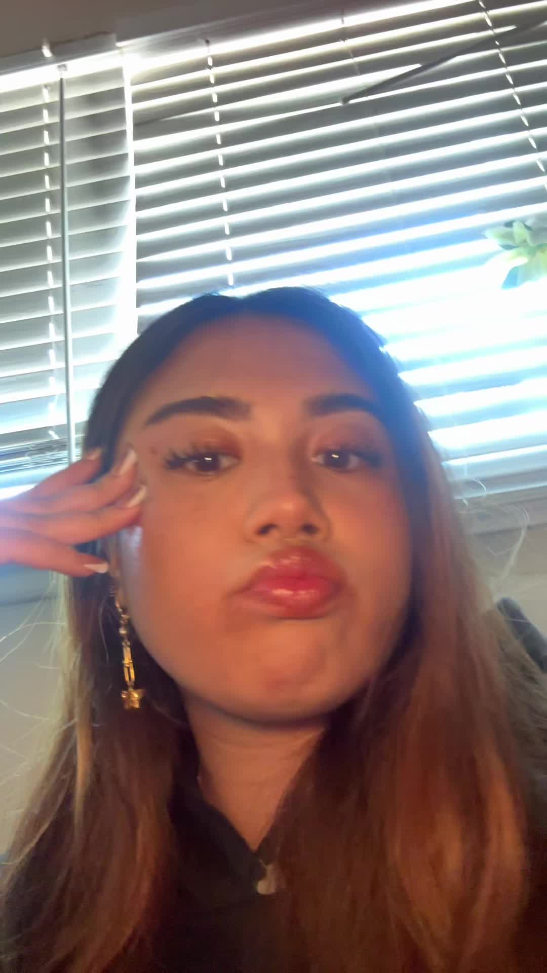 @pooping_glitters