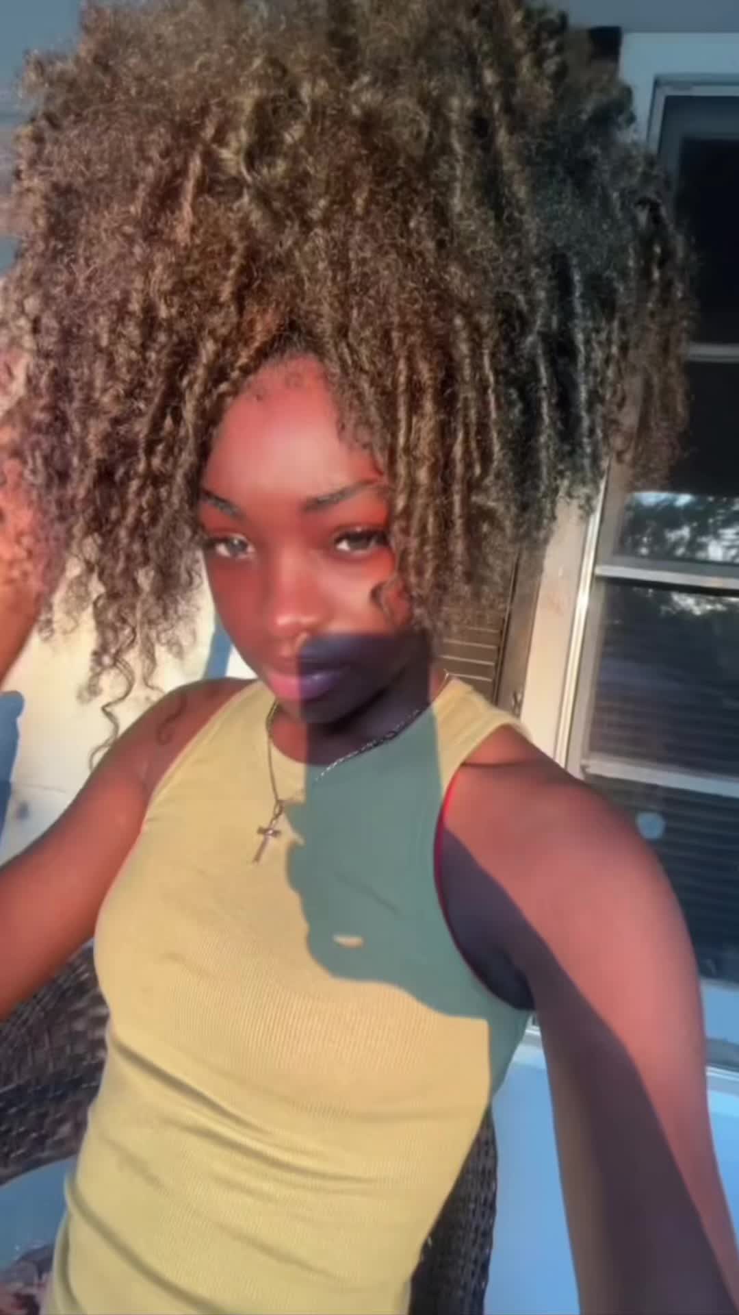 @ziahzia