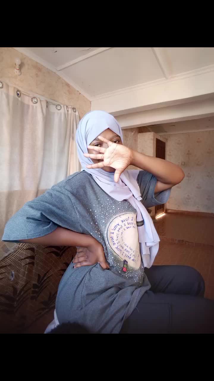 @thumunash