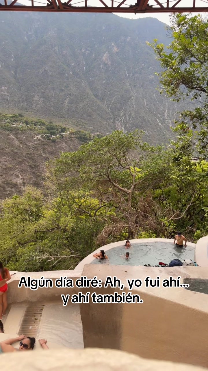 @Claudia Montano