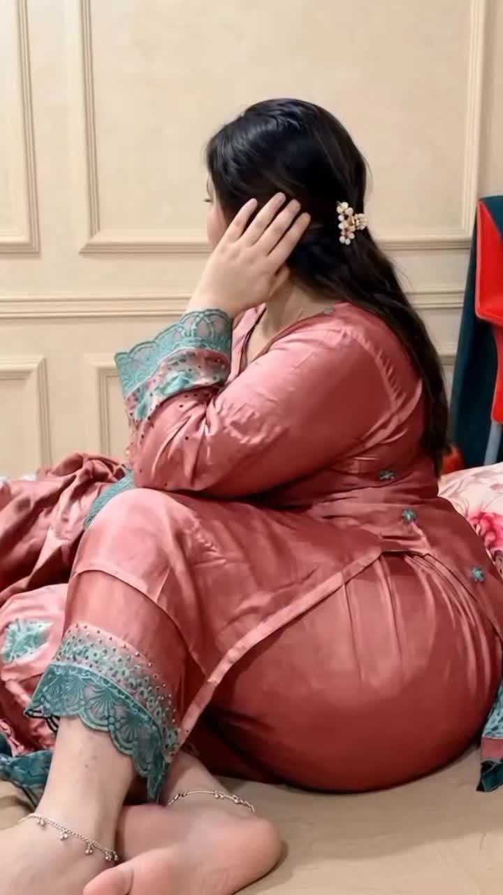 @👑Modern Desi Queen👑