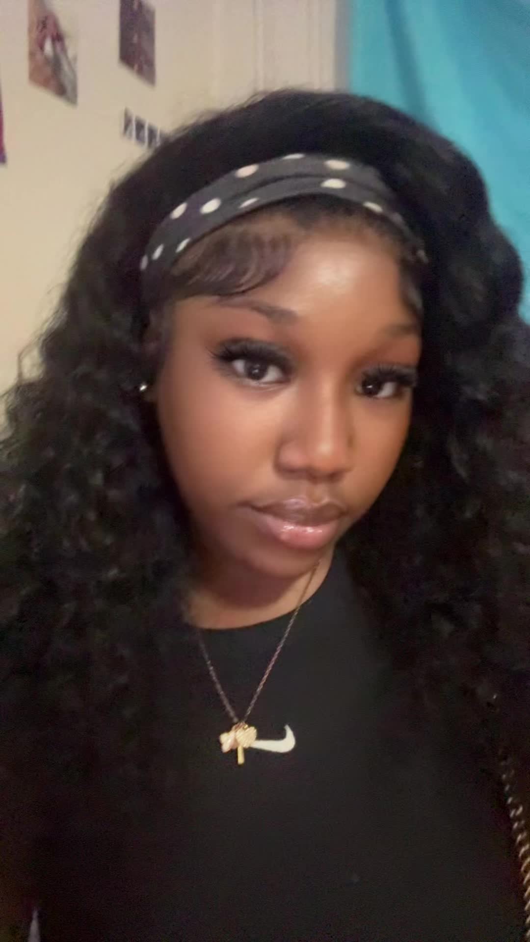 @😌