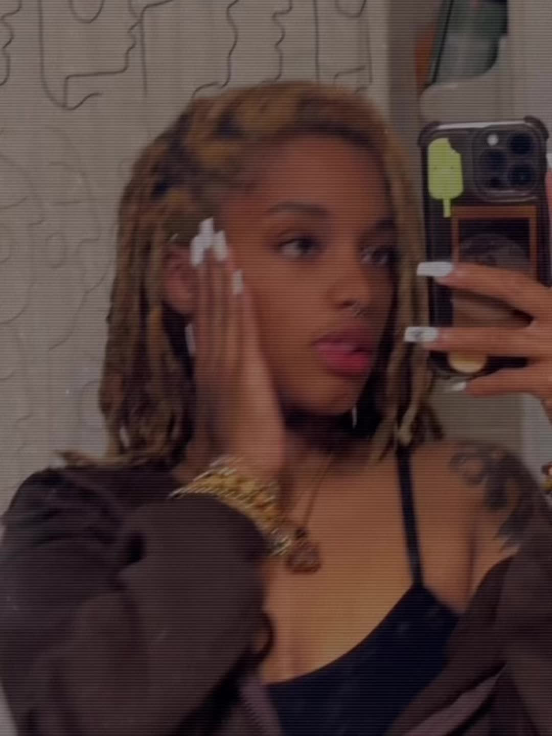 @Monique 🧸