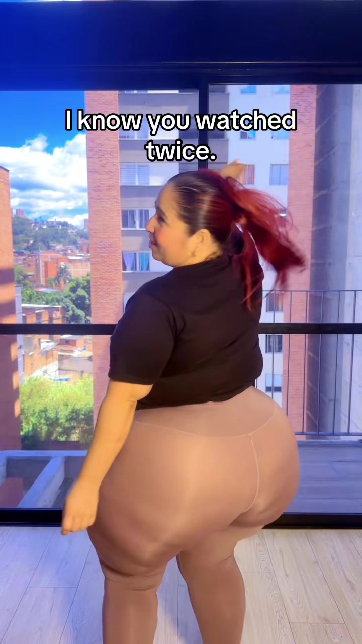 @lolaqueen1